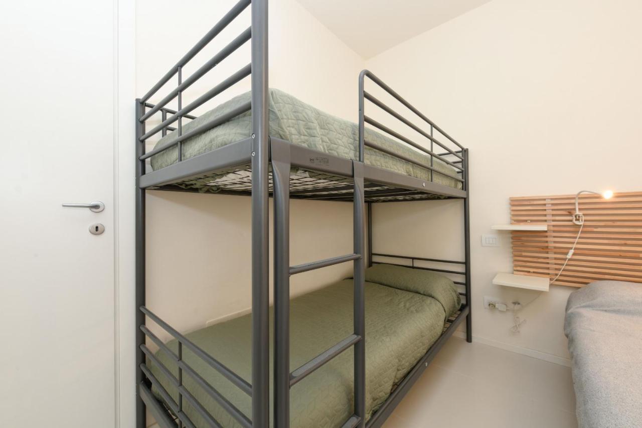 Garden Apartment Бардолино Екстериор снимка