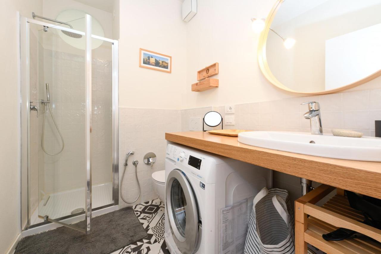 Garden Apartment Бардолино Екстериор снимка